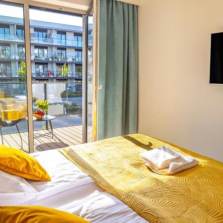 Apartament Opal - Family & Spa Apartment Dziwnow Exterior photo